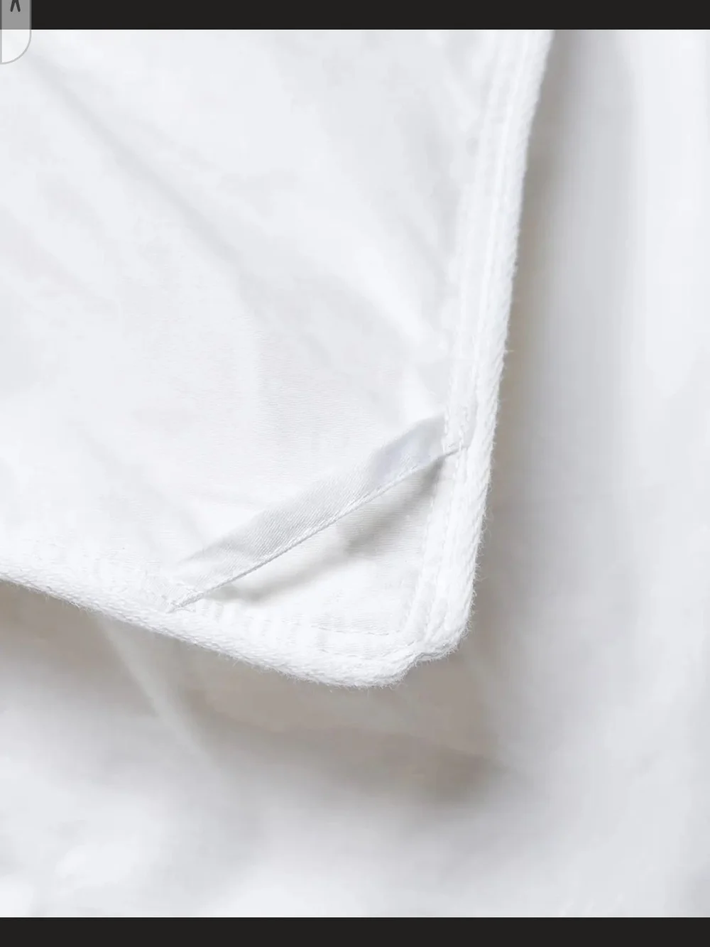 Quince Twin Lightweight White Down-Alternative Comforter